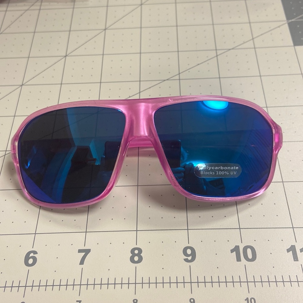 Pink/Blue Mirror Plastic Sunglass